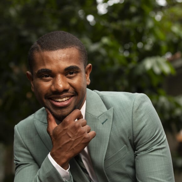 Davi Brito foi bombardeado de críticas após fala sobre a ex-namorada