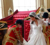 Vestido de noiva de Kate Middleton tinha um 'algo azul' escondido
