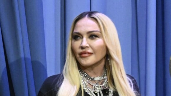 Madonna flagrada em passeio no Rio de Janeiro? Só que não! Cantora é confundida com atriz brasileira e viraliza: 'Madonna de Niterói'