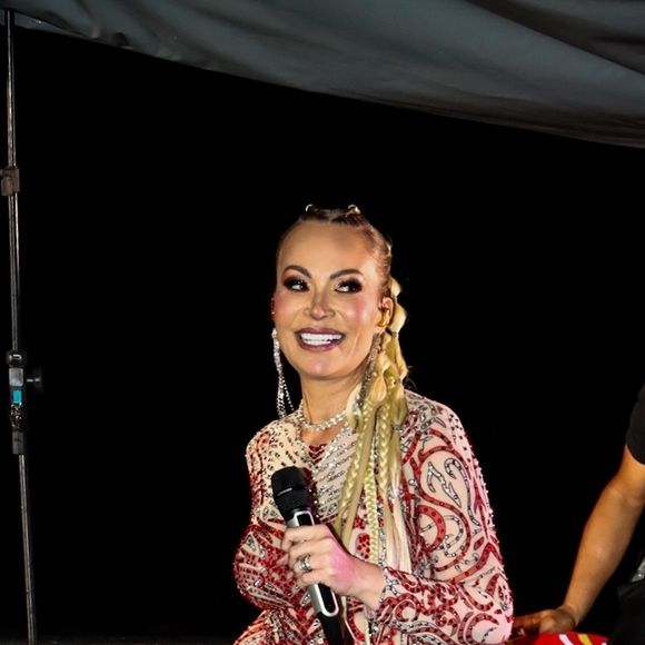 São João de Campina Grande 2024 sem Solange Almeida: cantora exaltou ter lotado casa de shows. 'Acreditem que quando Deus faz, Ele faz bonito. Os humilhados serão exaltados'