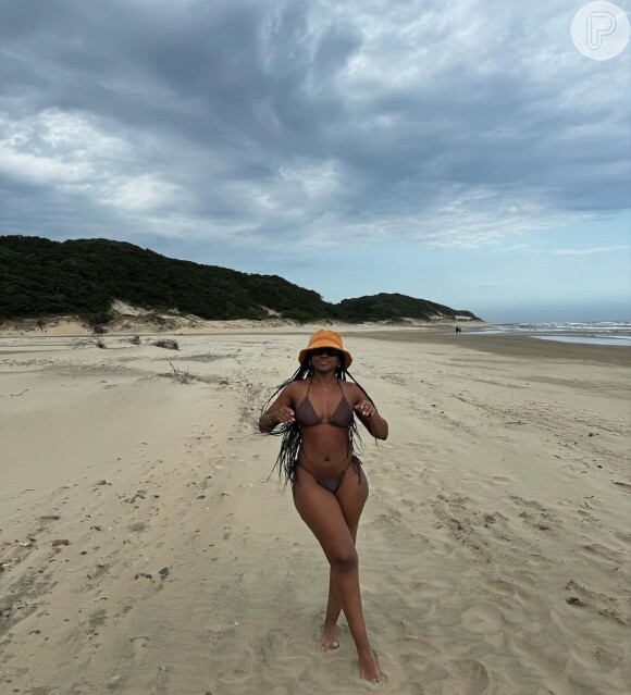 Com pouco mais de 25 mil seguidores no Instagram, Masala Baduza chama atenção por seu corpo extremamente definido