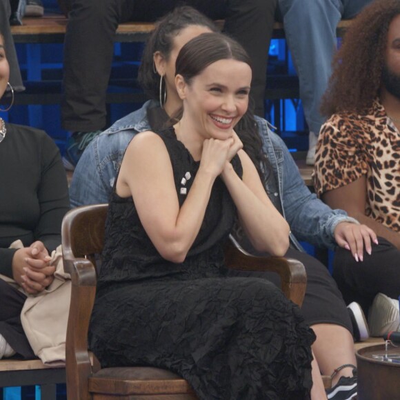 Stalker de Débora Falabella chegou a aparecer na porta do condomínio onde ela reside