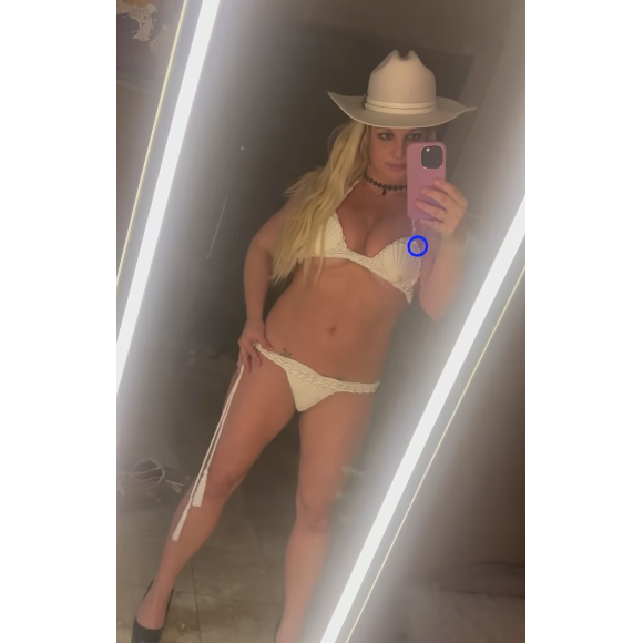 Em um desabafo nas redes sociais, Britney Spears disse que as críticas tem feito mal para sua autoestima