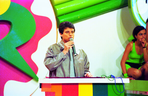 Celso Portiolli se lançou como apresentador em 1996 no 'Passa ou Repassa'