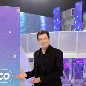 Celso Portiolli terá agora 7h na grade de programação do SBT aos domingos