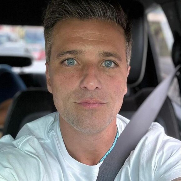 Já com a barba grisalha, fãs imploram nas redes sociais para que Bruno Gagliasso não raspe seus pelos do rosto. De fato, é um charme e tanto