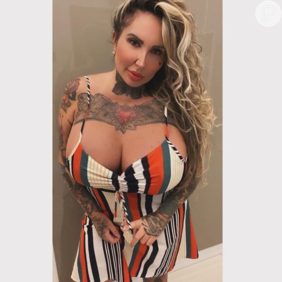 Sabrina Boing Boing é amiga pessoal de Andressa Urach e, além de gravar um vídeo pornô com a modelo, ainda tatuou seu ânus