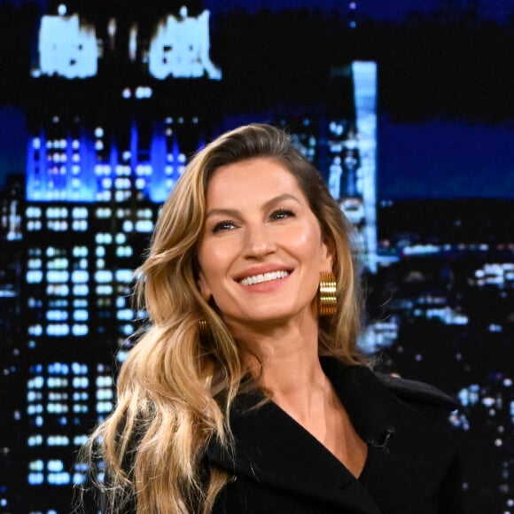 Gisele Bündchen e Joaquim Valente enfrentaram recengte rumor de separação e surgiram juntos com os filhos dela em viagem para a Costa Rica