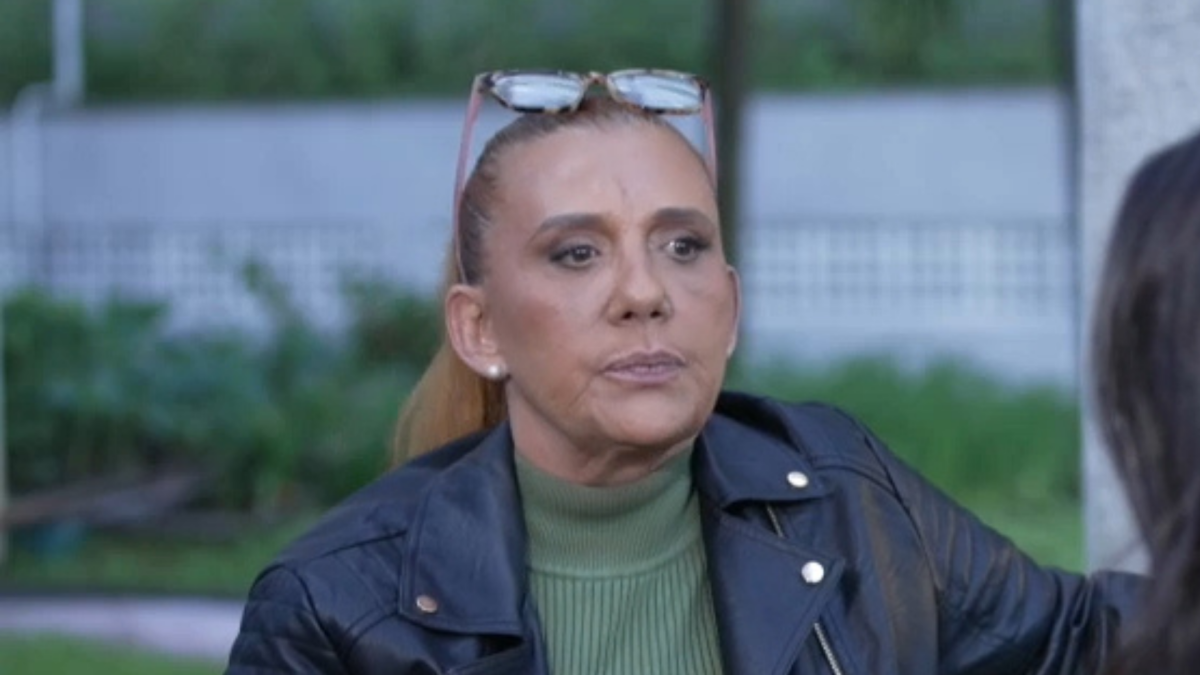 Rita Cadillac abandonou uma filha há 50 anos? Ex-chacrete se pronuncia após  polêmica vir à tona - Purepeople