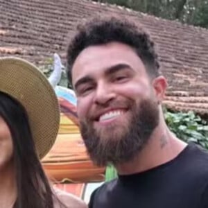 A participação de Amanda Kimberlly no reality "Are You The One Brasil", onde os participantes buscavam um novo amor, está voltando a repercutir nas redes