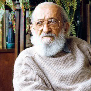 Paulo Freire, um dos maiores educadores nacionais, também serviu como inspiração para o nome de Paulo Vladimir Brichta