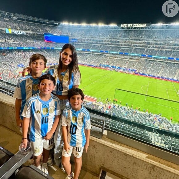 Mulher e filhos de Messi acompanharam as partidas da Argentina nos EUA pela Copa América