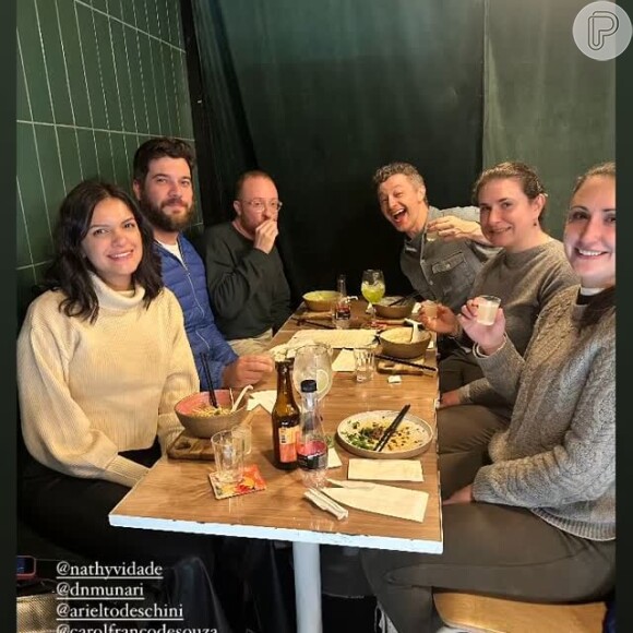 Lucas Lima publicou a foto de um jantar entre amigos