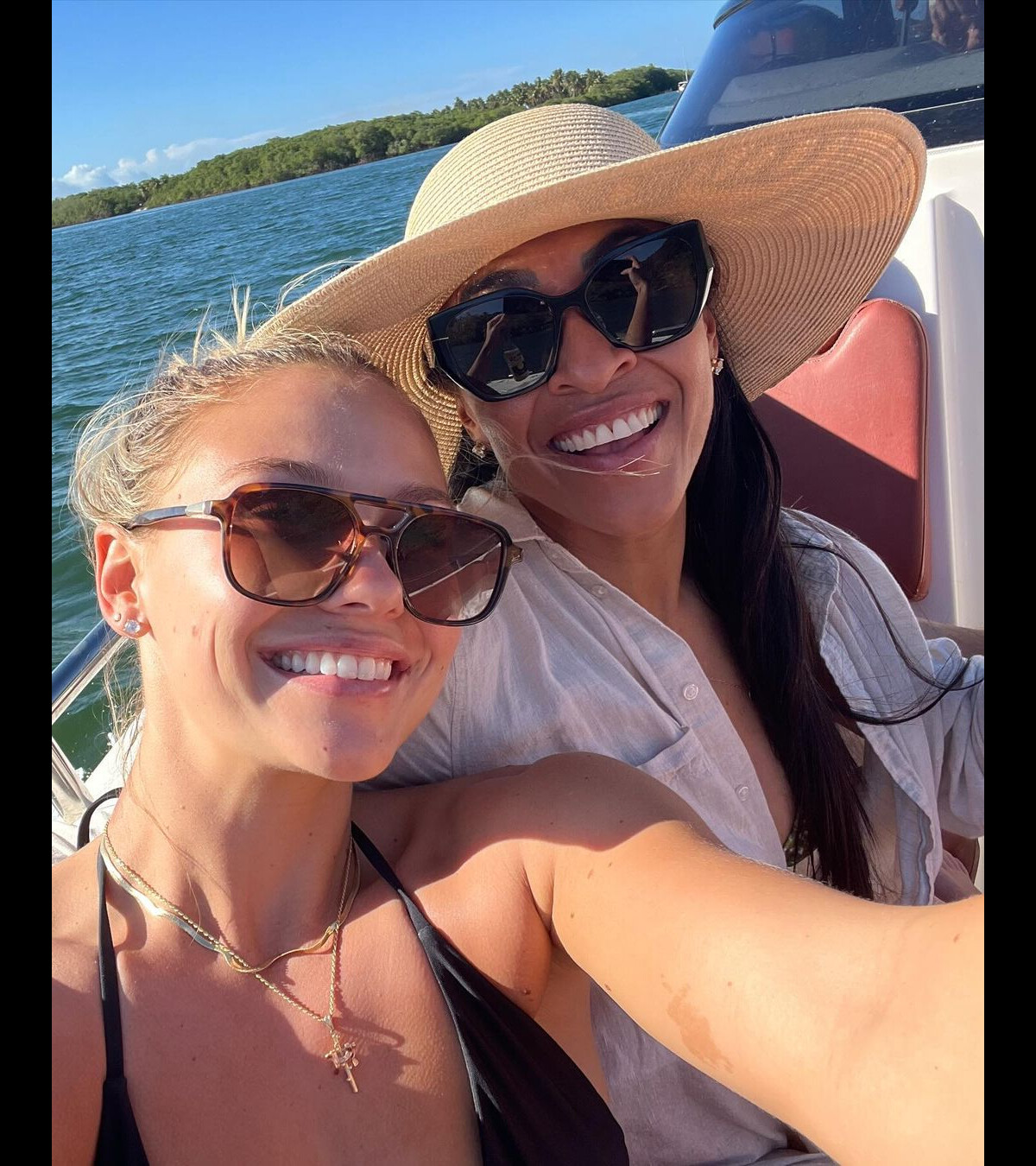 Foto: Marta Silva e Carrie Lawrence namoram desde 2022 - Purepeople