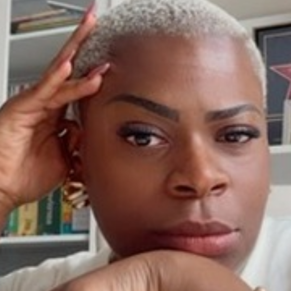 15 dias após cirurgias, Jojo Todynho atualiza resultado e exibe corpo em look coladinho