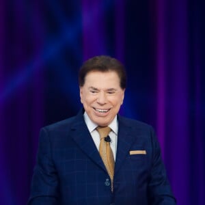 Segundo informações, o SBT estaria preparando uma equipe para noticiar a possível morte de Silvio Santos na madrugada