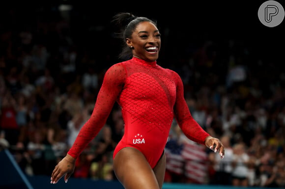 Por fim, Simone Biles tem tatuada a palavra 'XO' (beijos) em seu lábio inferior, sendo impossível vê-la