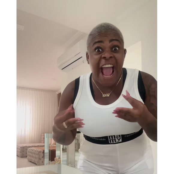 Jojo Todynho encorajou seus seguidores a irem para a academia e fazerem dieta para mudar de corpo