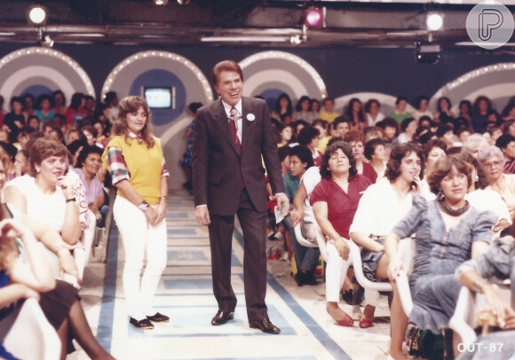 Silvio Santos só permitia mulheres no seu auditório, mas eu criança entrei no antigo teatro do SBT - foto de 1986 do programa 'Tudo por Dinheiro'