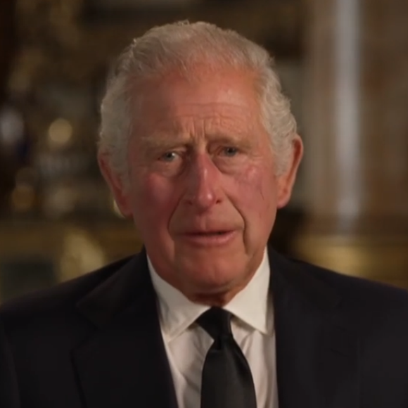 A divulgação do câncer de Rei Charles foi feita pelo Palácio de Buckingham.