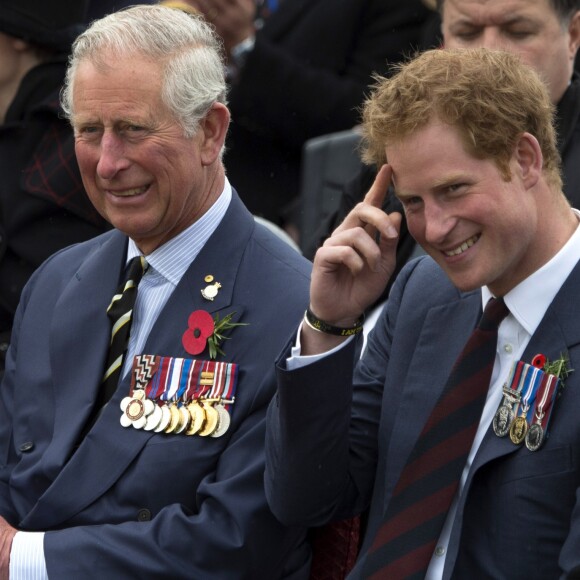 E parece que William não quer Harry em sua coroação... que situação!