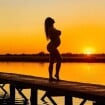 A qualquer momento! Virginia Fonseca posa com barrigão de 9 meses ao pôr do sol e web reage: 'Vem logo, José'