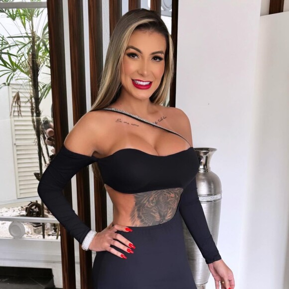 Andressa Urach disse que a cirurgia foi para melhorar sua saúde e questões como o sono