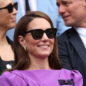 Kate Middleton, segundo o The Mirror, realmente parece estar decidida a encarar esse novo momento como um recomeço, e não vê a hora de poder se afastar, literalmente, das coisas que giram em torno de tratamento, médico, hospital e todo esse universo.