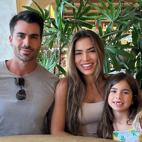 Rodrigão e Adriana Sant'anna são pais de Rodrigo e Linda