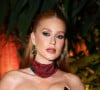 Marina Ruy Barbosa apostou no marrom também na maquiagem para evento