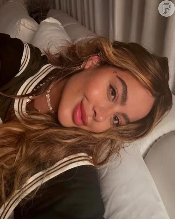 Rafaella Santos exibe beleza natural em foto sem filtro