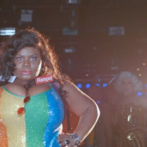 Jojo Todynho se vestiu com maiô nas bandeiras do arco-íris e pediu 'respeito à história do movimento LGBT' 