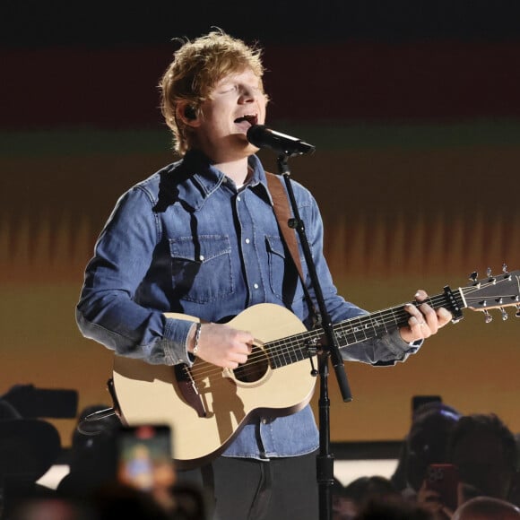 Ed Sheeran é dono de hits como 'Thinking Out Loud' e 'Shape of You'