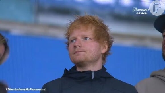 Ed Sheeran já está no Brasil e nesta última quarta-feira (18), foi aproveitar o jogo do Flamengo x Atlético MG pela Libertadores da América, no Maracanã.