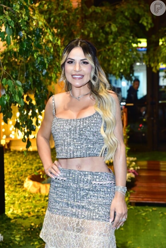 Deolane Bezerra é influencer, advogada e ex-participante de 'A Fazenda'