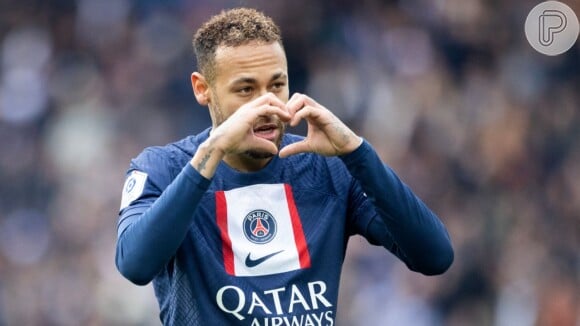 Neymar e Danna Paola viveram affair, segundo a atriz, na época em que o jogador atuava no PSG (2017/2023)