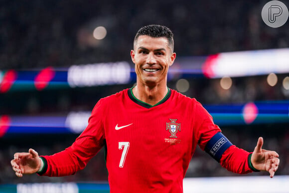 Cristiano Ronaldo também oferece uma série de benefícios para seus funcionários, como vale-alimentação e desconto nos hotéis da rede