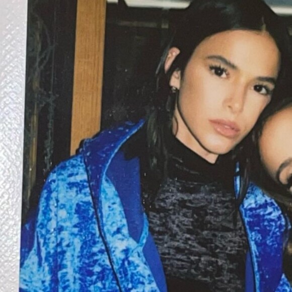 Anitta teria trocado beijos com Harry Styles, enquanto Bruna Marquezine teria ficado com Liam Payne