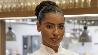 Chef em 'Mania de Você', Gabz me contou segredo de beleza na hora de ir para cozinha na novela que agora uso todo dia