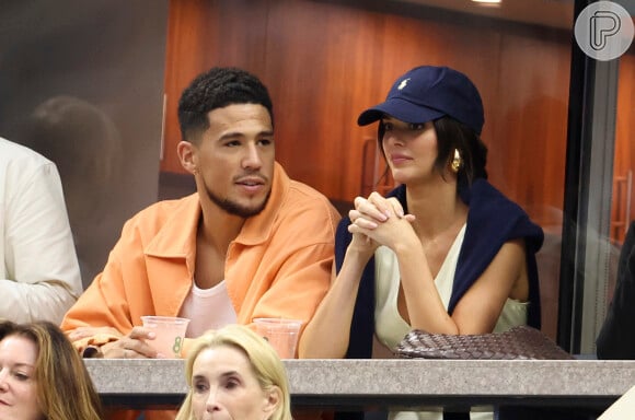 Um dos namoros mais duradouros de Kendall Jenner foi com o jogador de basquete Devin Booker, que durou de 2020 a 2022