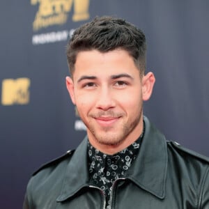 Kendall Jenner teria vivido um romance com Nick Jonas em 2015, mas o cantor nega a informação