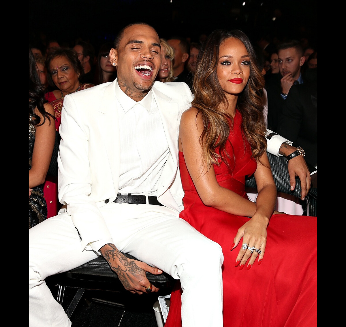 Rihanna e Chris Brown juntos? Cantor lança mais uma música em parceria com  a ex-namorada! - Purebreak