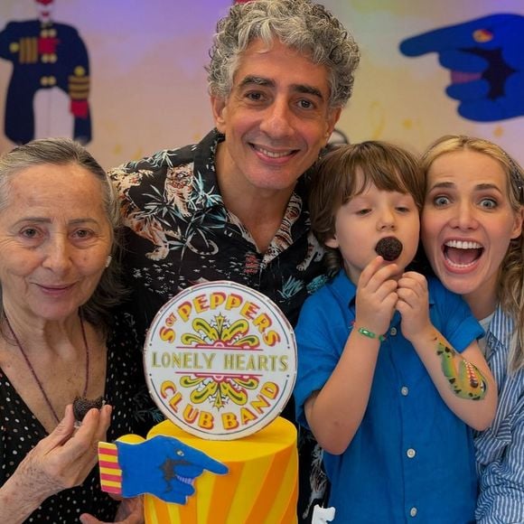 Leticia Colin e Michel Melamed se reuniram no último sábado (16) para comemorar o aniversário de 5 anos do filho Uri Colin Melamed