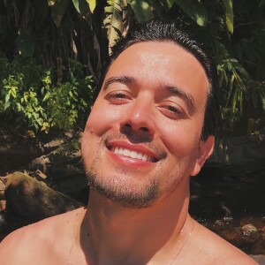 Thiago Salvático foi até o post de Rose Miriam para debochar dela