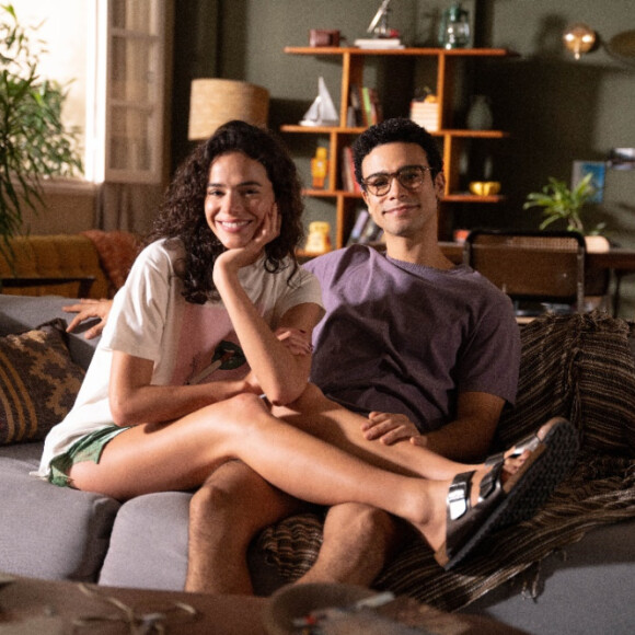 'Amor da Minha Vida' é protagonizada por Bruna Marquezine e Sérgio Malheiros, que vivem melhores amigos