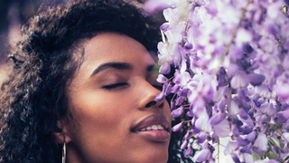 Cheiro brasileiro! Você precisa conhecer o perfume nacional mais vendido do momento