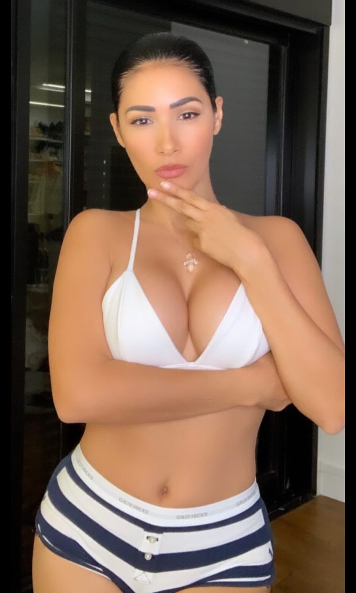 Foto: Simaria é mais uma famosa vítima de fotos nuas criadas com  inteligência artificial - Purepeople