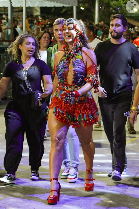 Paolla Oliveira já está nos preparativos para o Carnaval 2025 como rainha de bateria da Grande Rio