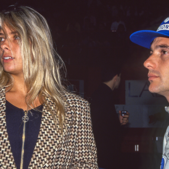 Família de Ayrton Senna grampeou ligações de Galisteu para investigá-la. Afinal, o que foi encontrado nas gravações?