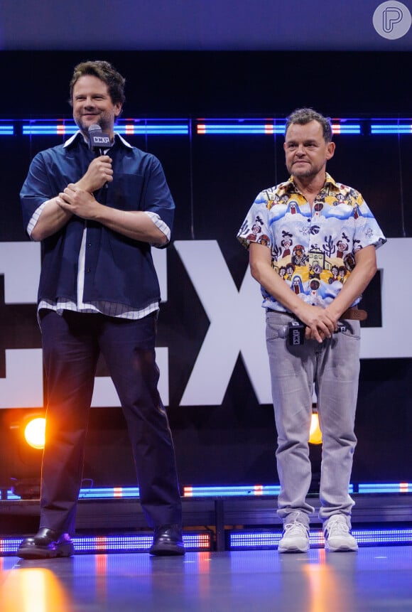 Looks dos famosos na CCXP 24: Selton Mello posou simples ao lado de Matheus Nachtergaele, que homenageou o filme 'O Alto da Compadecida' com seu look